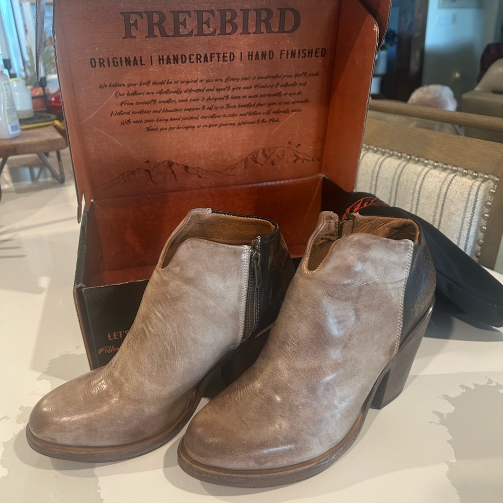 Freebird Tan Ankle Booties Distressed Leather